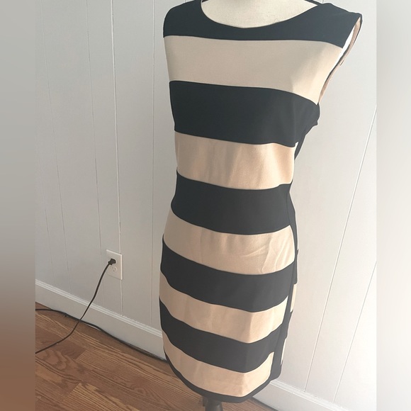 Calvin Klein Color Block Dress - Picture 3 of 4